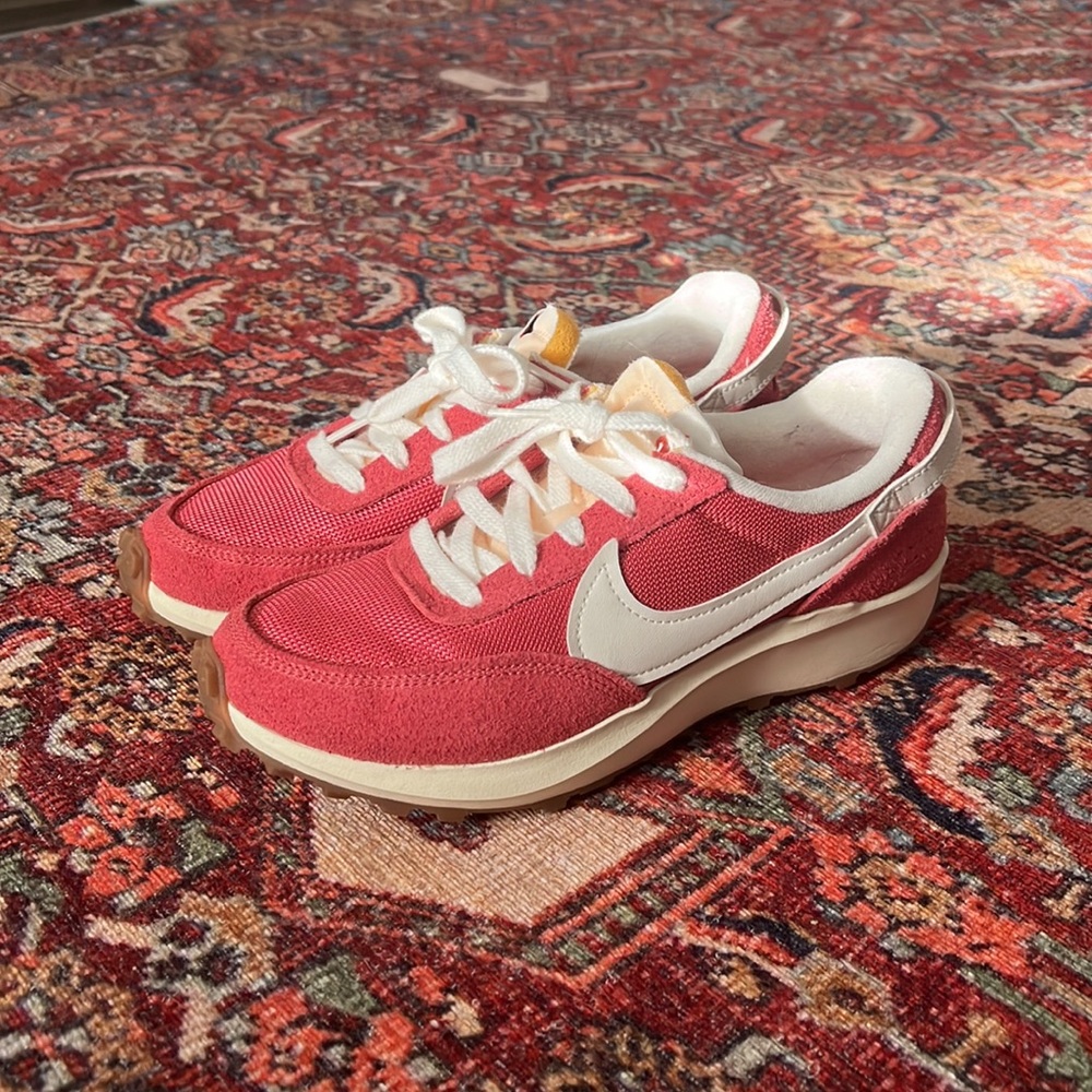 Nike Waffle Debut Sneakers in Red